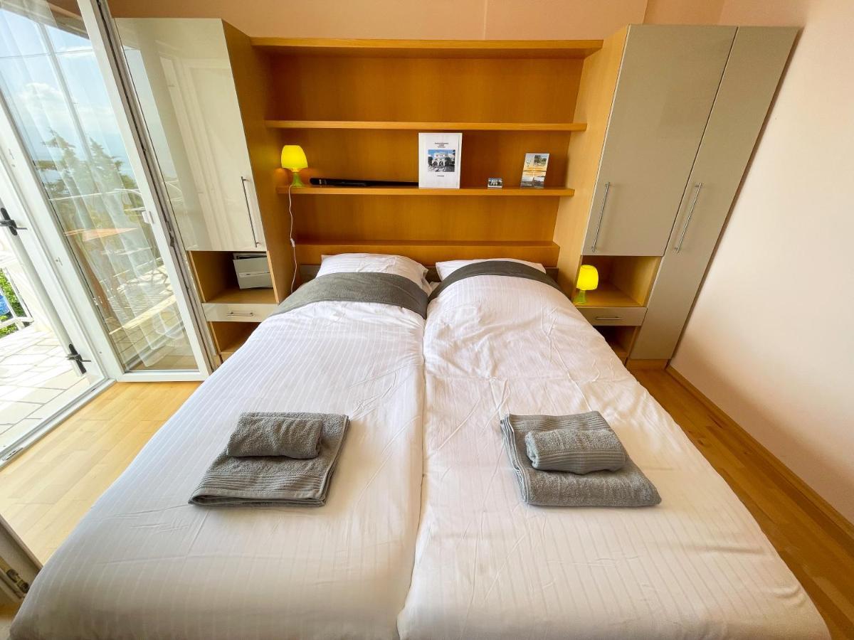 Apartments Sams Нови-Винодолски Экстерьер фото