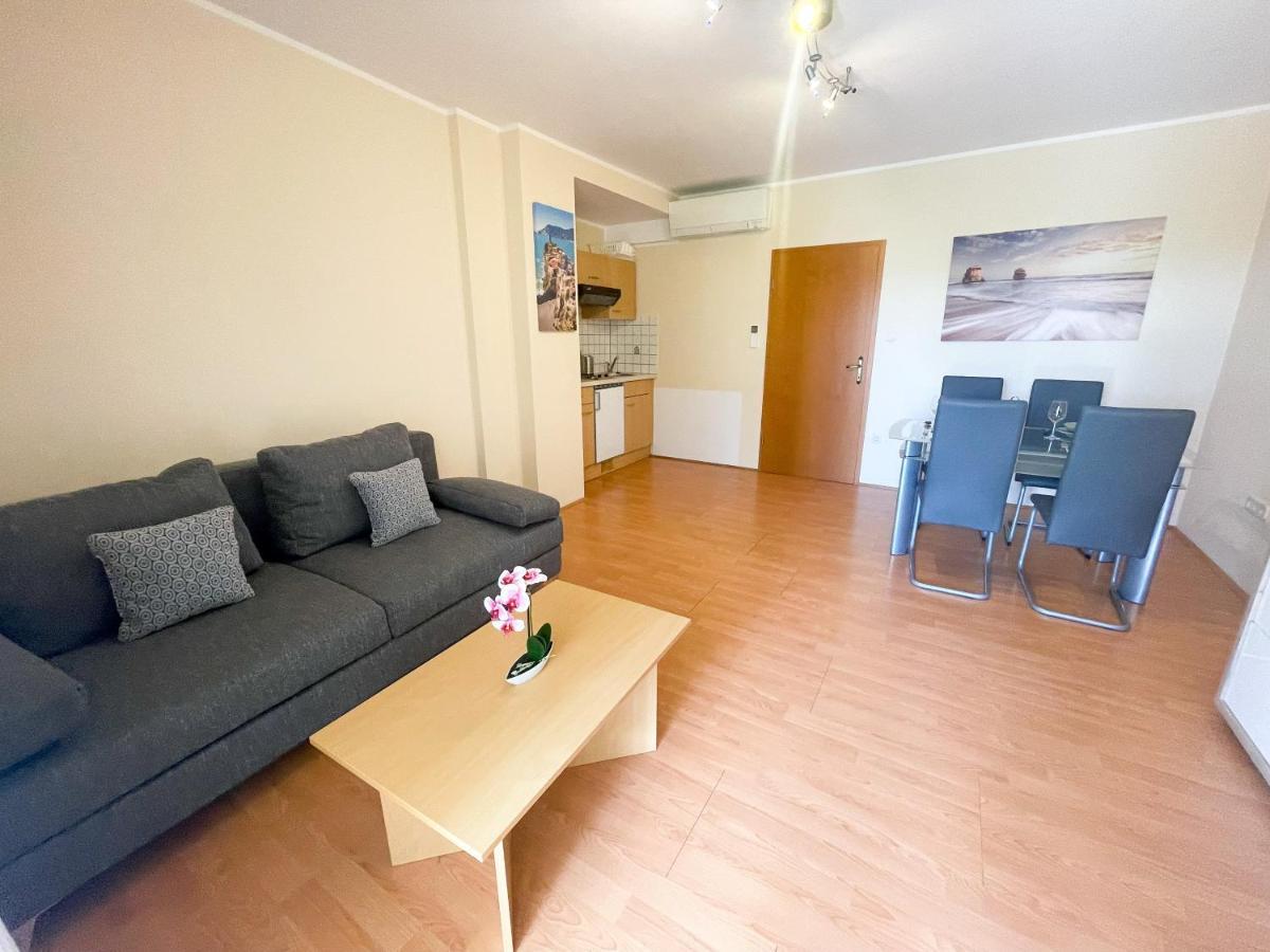 Apartments Sams Нови-Винодолски Экстерьер фото